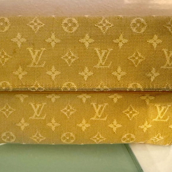 LOUIS VUITTON Monogram Mini Porte Tresor International Long Beige Trifold Wallet - Picture 11 of 12